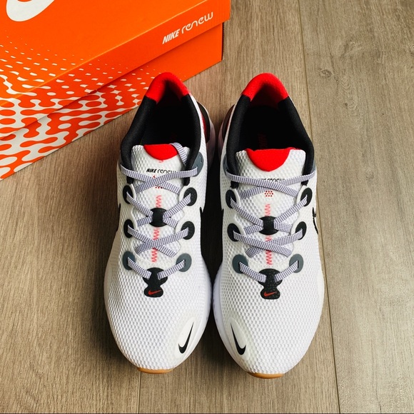 NWT Nike Renew Run Mens Shoes - Picture 3 of 8